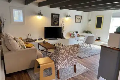 Image de Lincoln Street Carriage House in the heart of Old Town Lunenburg Ns