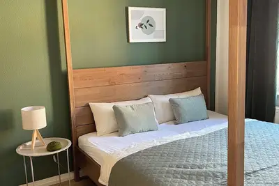 Image de Design ElbOase - Parking - Separate sleeping area - Washing machine - Wi-Fi