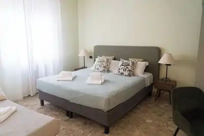 Image de 3-Bedroom Apartment in Verona Center, 150m from Arena, Wi-Fi & Ac Included