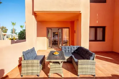 Image de Relaxin Stay by the Sea - Terrace, Pool and Parking