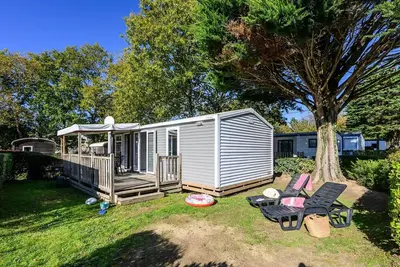 Image de Mobil-home | Ultimate | 2 Ch. | 4 pers. | Terrasse surélevée | A/C | Tv