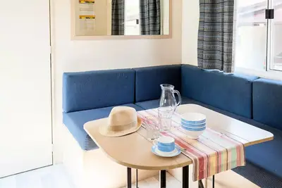 Image de Mobil-home | Classic | 3 Ch. | 6 pers. | Terrasse simple | A/C