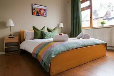 Image de 4 Bedrooms, Free Parking, Families, Contractors