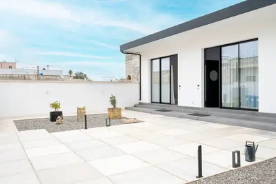 Maison de vacances 'Uno' avec terrasse partagée, Wi-Fi et climatisation