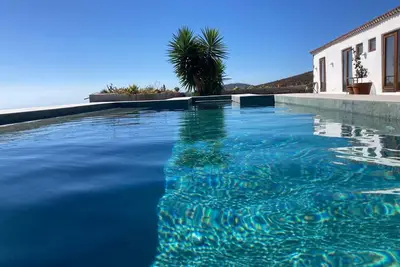 Image de Del Cielo' avec vue sur la mer, piscine privée et Wi-Fi