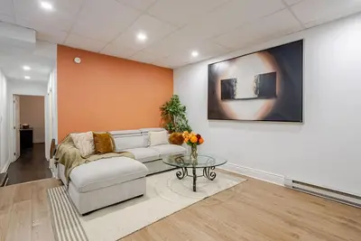 Image de Chic Dt Mtl Condo w/ Rooftop, Bbq & Jacuzzi