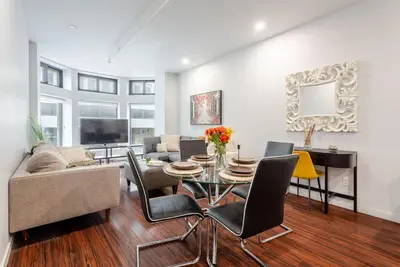 Image de Central 1bdr Apartment on Bishop Central Mtl