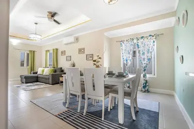 Image de Jamaica Reggae Villa - Charming 3-bedroom house between Montego Bay & Negril