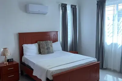 Image de 3br Villa with Pool, Guest-friendly. In-Unit Washer/Dryer