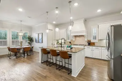 Image de Tch - Spacious 4bd/5ba home in Prosper with Office