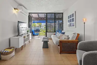 Image de Bosque y Mar Villa | Steps from the Beach and Pool