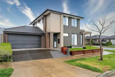 Image de Contemporary Living at this Clyde Family Estate