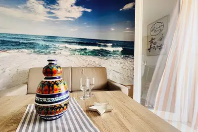 Image de Miró Art+Room