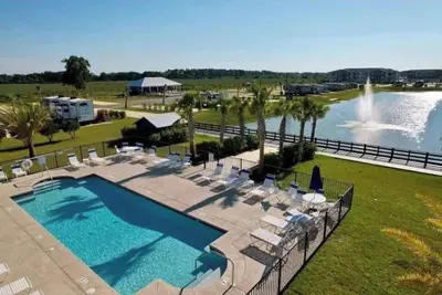 Image de Luxury Rv Lot 82 in Grand Riviera Resort/Foley, Al/Daily and long term available