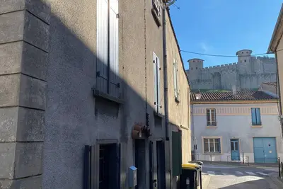 Image de La Maison du Roi Arthur proche cité médiévale