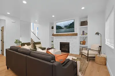 New Luxury Ski Cabin