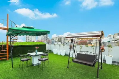 Image de Penthouse W/ Jacuzzi, Garden & Extra Room| Pets Ok