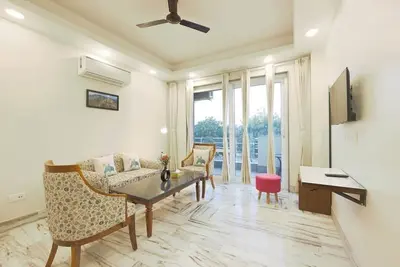 Image de Peaceful City Paradise w/ King Bed & Tub