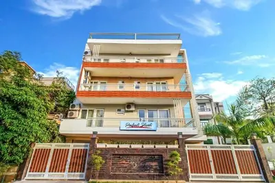 Image de Medical friendly 2 Br near Fortis | Parfait Street