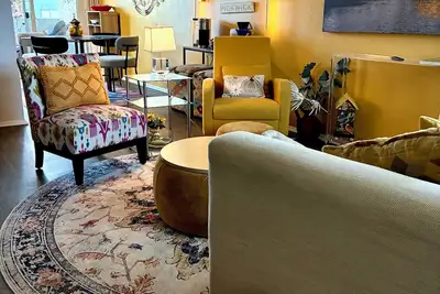 Image de Asu Sky Harbor SpringTraining Fast Wi-Fi 2beds 1. 5bath King bed 2desk 2pools