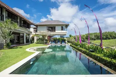 Image de Immaculate 3-4br Villa with Butler Service and Spa