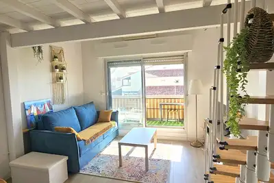 Image de Appartement front de mer avec balcon vue Océan!