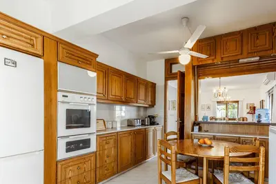 Image de Luxurious Mountain View 6-bedroom villa in historical Choirokidia