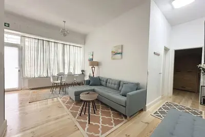 Image de Central Berlin Prenzlauer Berg  2 Bedroom Family Apartment – Sleeps 6