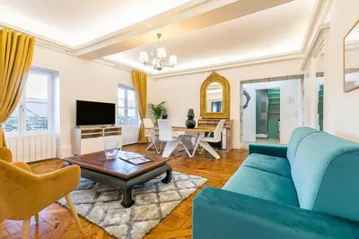 Image de Le cote d'or- Au cœur du centre ville avec garage - Sr Loc