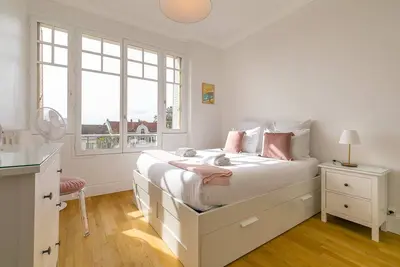 Image de Le victor hugo -Appartement 2 chambres avec garage -Sr Loc