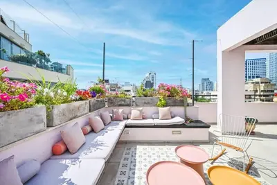 Image de Spanish Duplex 3br Penthouse Ben Yehuda by HolyGuest