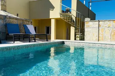 Image de Maison de vacances Sibenik pour 1 - 11 personnes avec 6 chambres à coucher - Maison de vacances