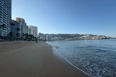 Image de Beautiful view and charming apartment. 5 min from the beach.