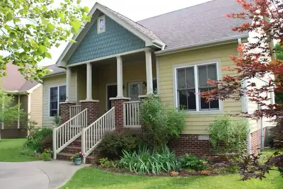 Image de Cozy 2-bedroom bungalow in Historic Lower Town Paducah with Ac, WiFi