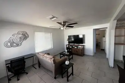 Image de Modern & Cozy Midtown Duplex