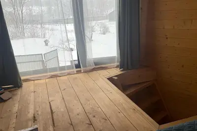 Image de Cozy 1-bedroom chalet with Ac, WiFi in lovely Almaty with city and Mountain View