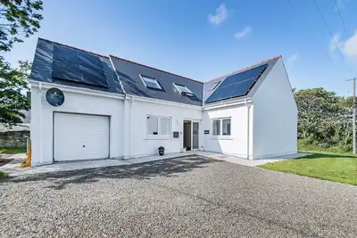 Image de 4 chambres à coucher à Llanrhian, near Haverfordwest