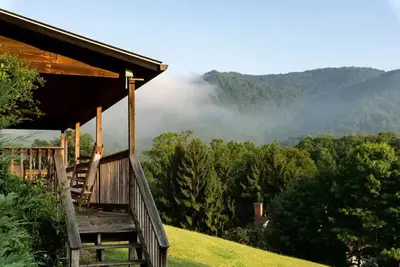Image de Mt Mitchell Cabin Romantic Mountain Escape near Asheville with Stunning Views!