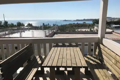 Image de Nice two-room apartment with sea and village view on the 2nd floor - Vignanotica