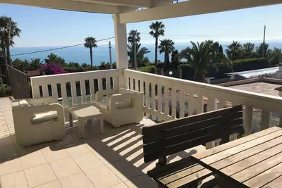Image de Lovely one-bedroom apartment with sea view on the 2nd floor - Porto Greco