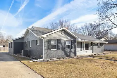 Image de Family-Friendly home in Rochelle, Il