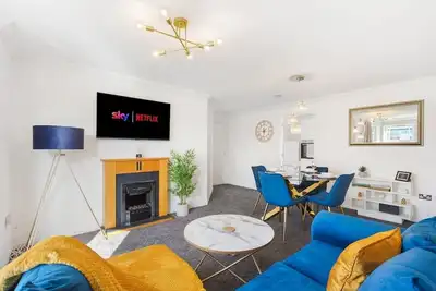 Image de Deluxe 2 Bed Windsor Apartment w/Free Parking