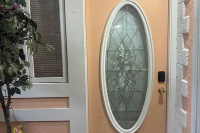 Image de #8 Charming 2-bedroom apartment in historic downtown Lorain.