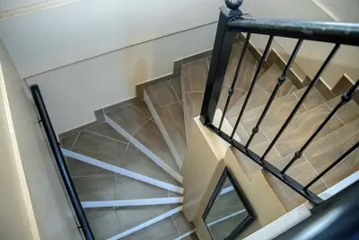 Crimson Mansion - Gated, Secured, Modern amenities for the whole family!