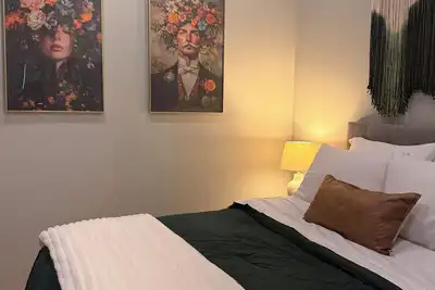 Image de Paradise Perch-Cozy 1-bedroom apartment in  downtown Faribault with Arcades.