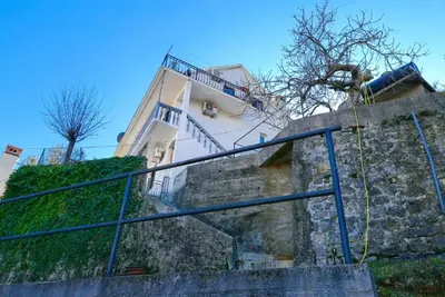 Image de Charming Kotor Bay Retreat Just Steps from the Beach - Two Bedroom Apartment With Sea View