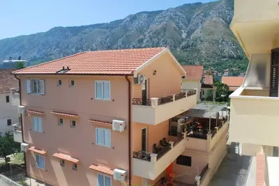Image de Chic & Sleek Apartments in Kotor - One Bedroom Apartment with Balcony and Partial Sea View - Attic