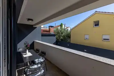 Image de Two Bedroom Apartment with Balcony