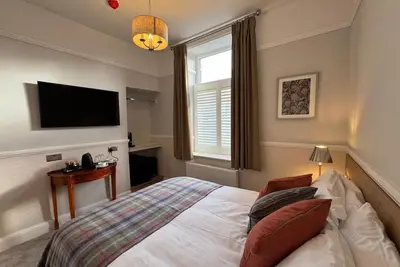 Image de Peak District Retreat | Stylish Glossop Hideaway | Pass the Keys