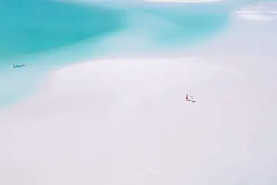 Image de \"Steps Away\" 3-bedroom with free 6 seater golf cart, Kayak & Paddle board.